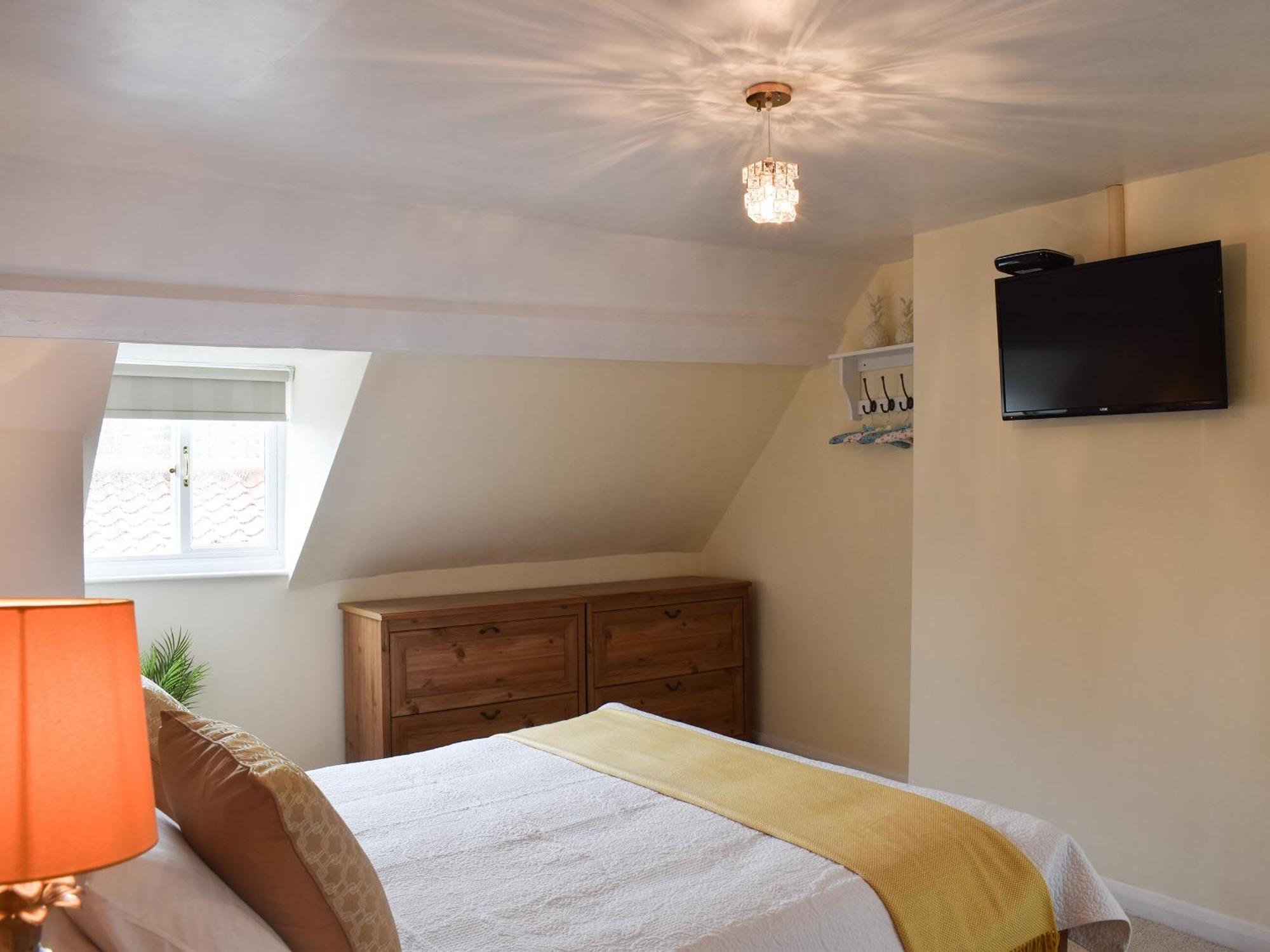 Honeyz Hideaway Villa Уитби Екстериор снимка